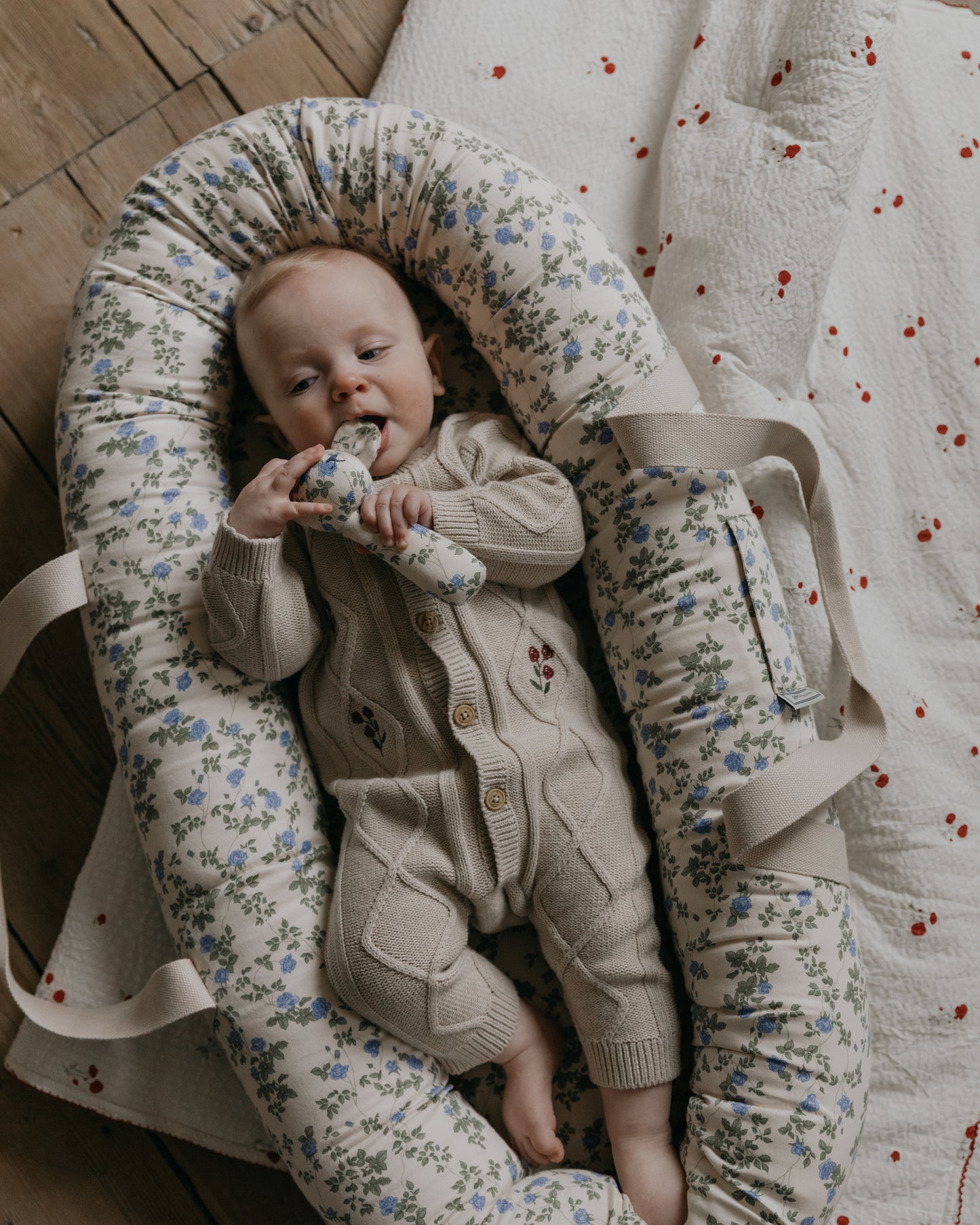 Satin Baby Nest