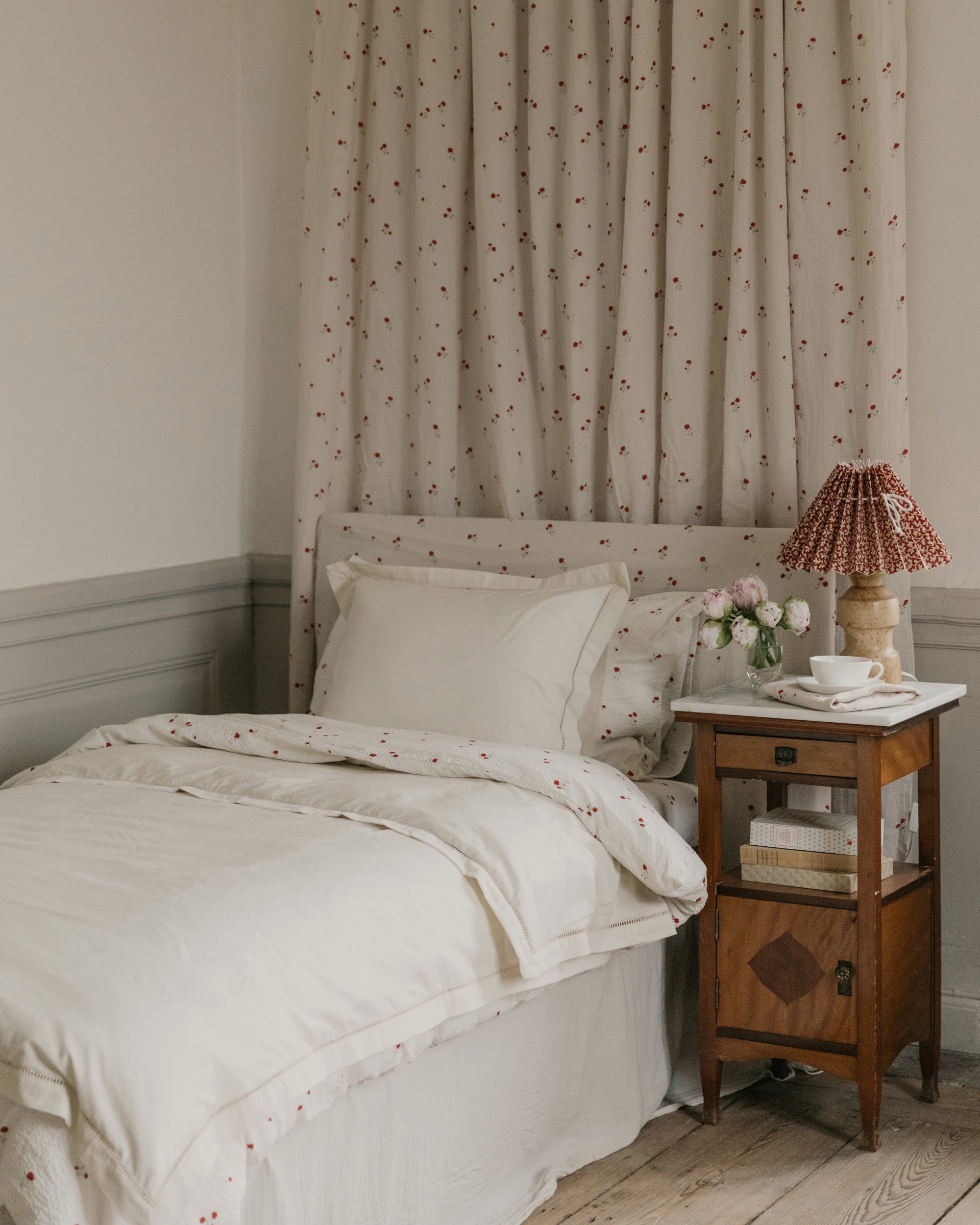 Ladder Lace Pillowcase