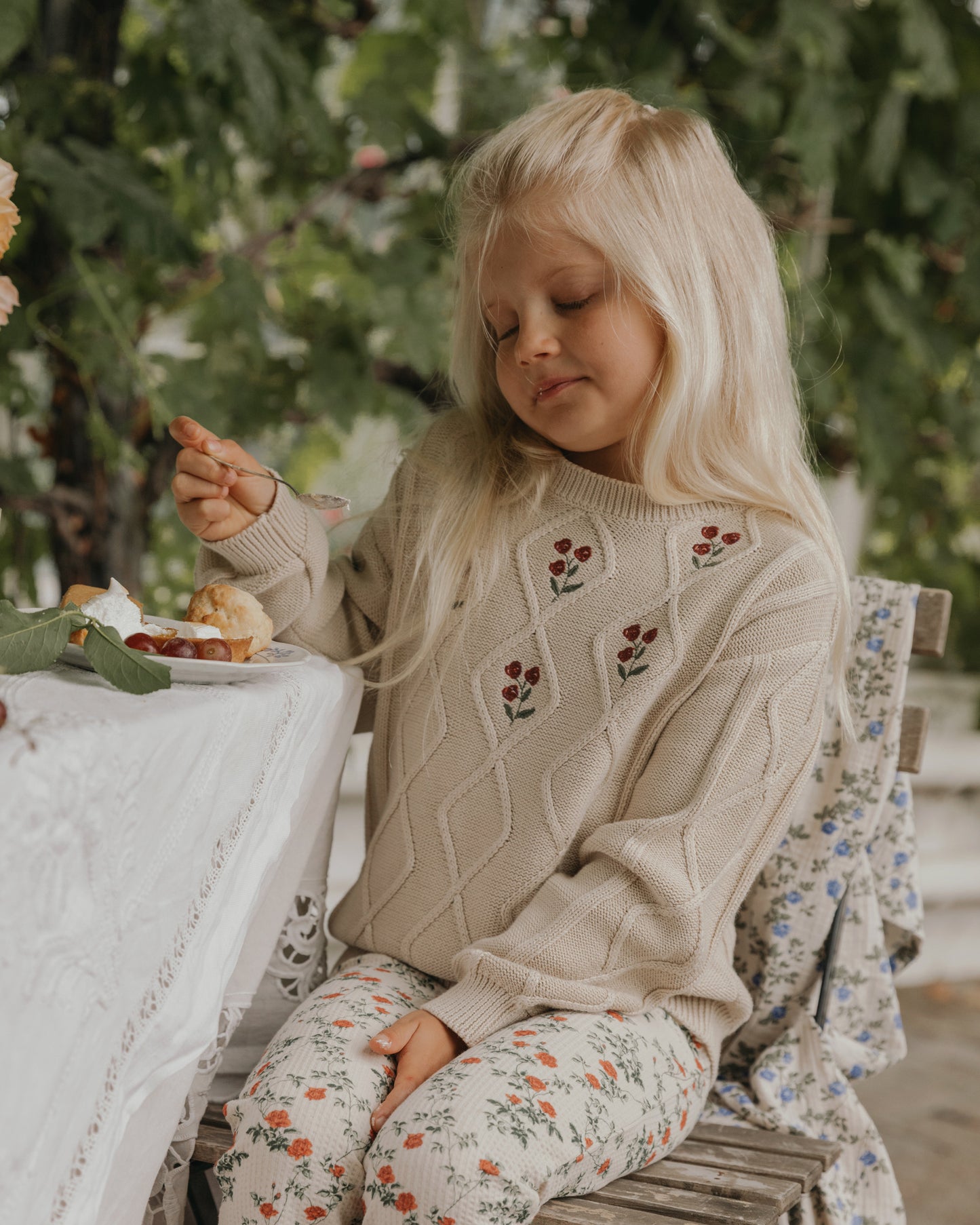 Embroidery Knitted Sweater
