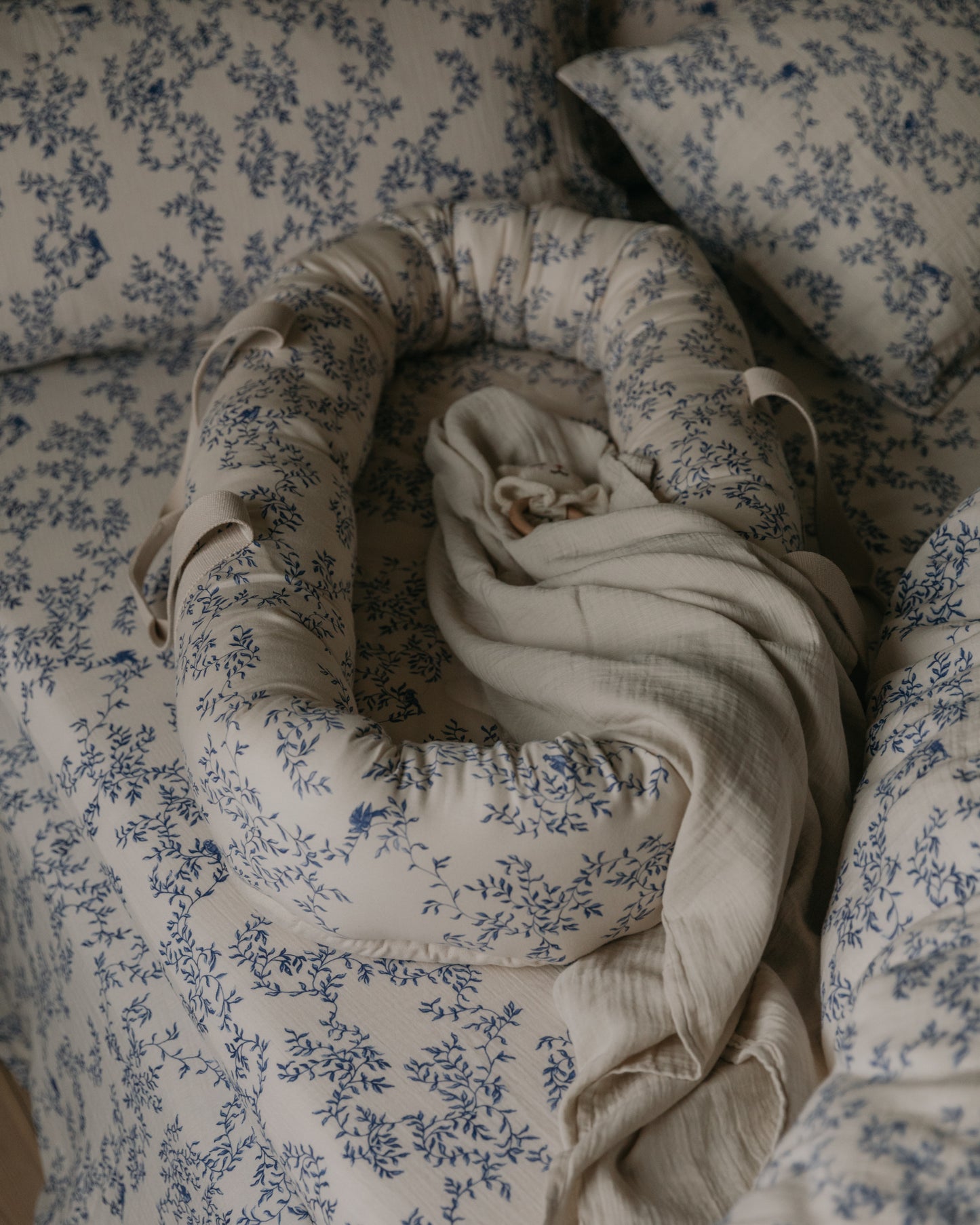 Satin Baby Nest