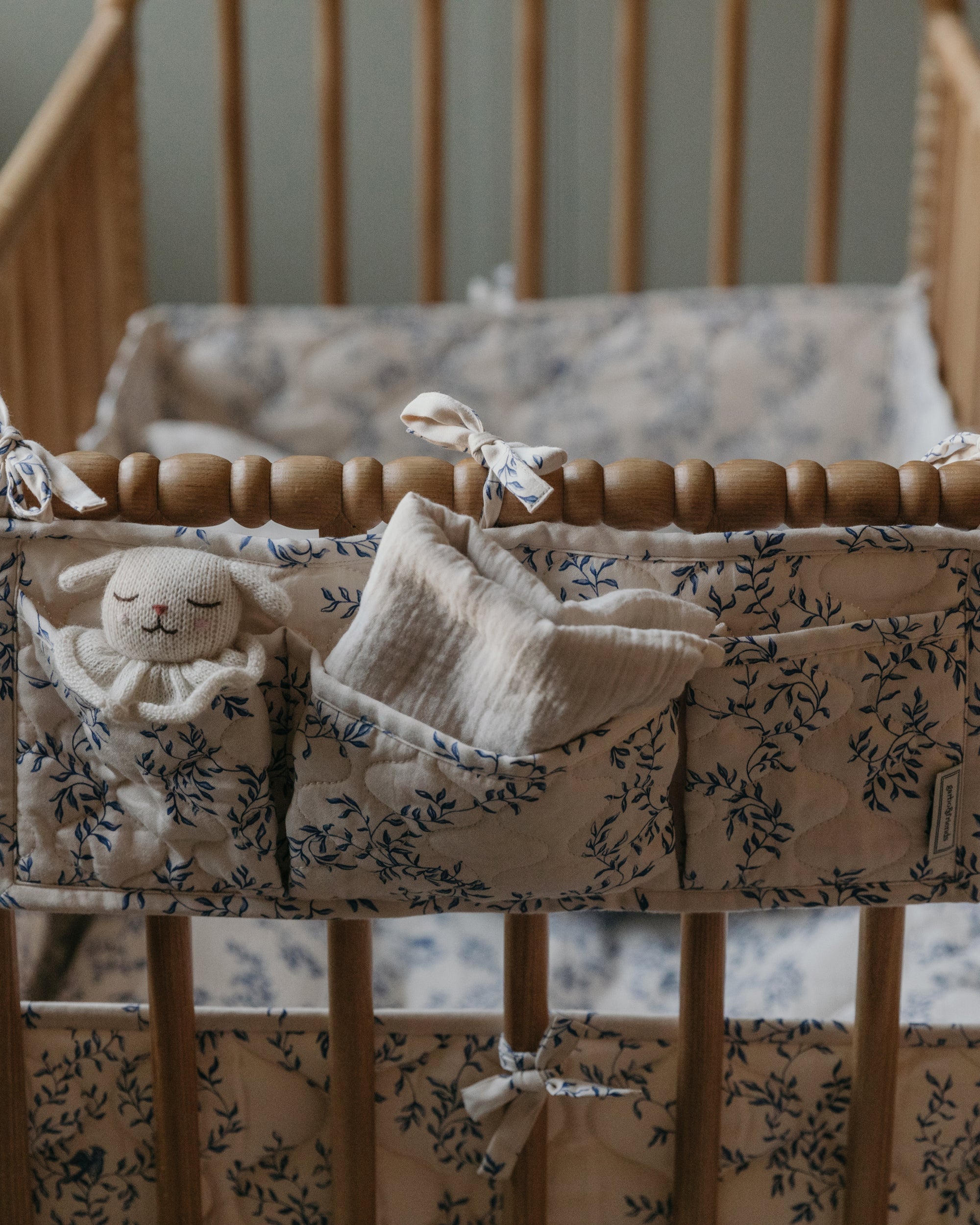 Satin Quilted Bed Pocket