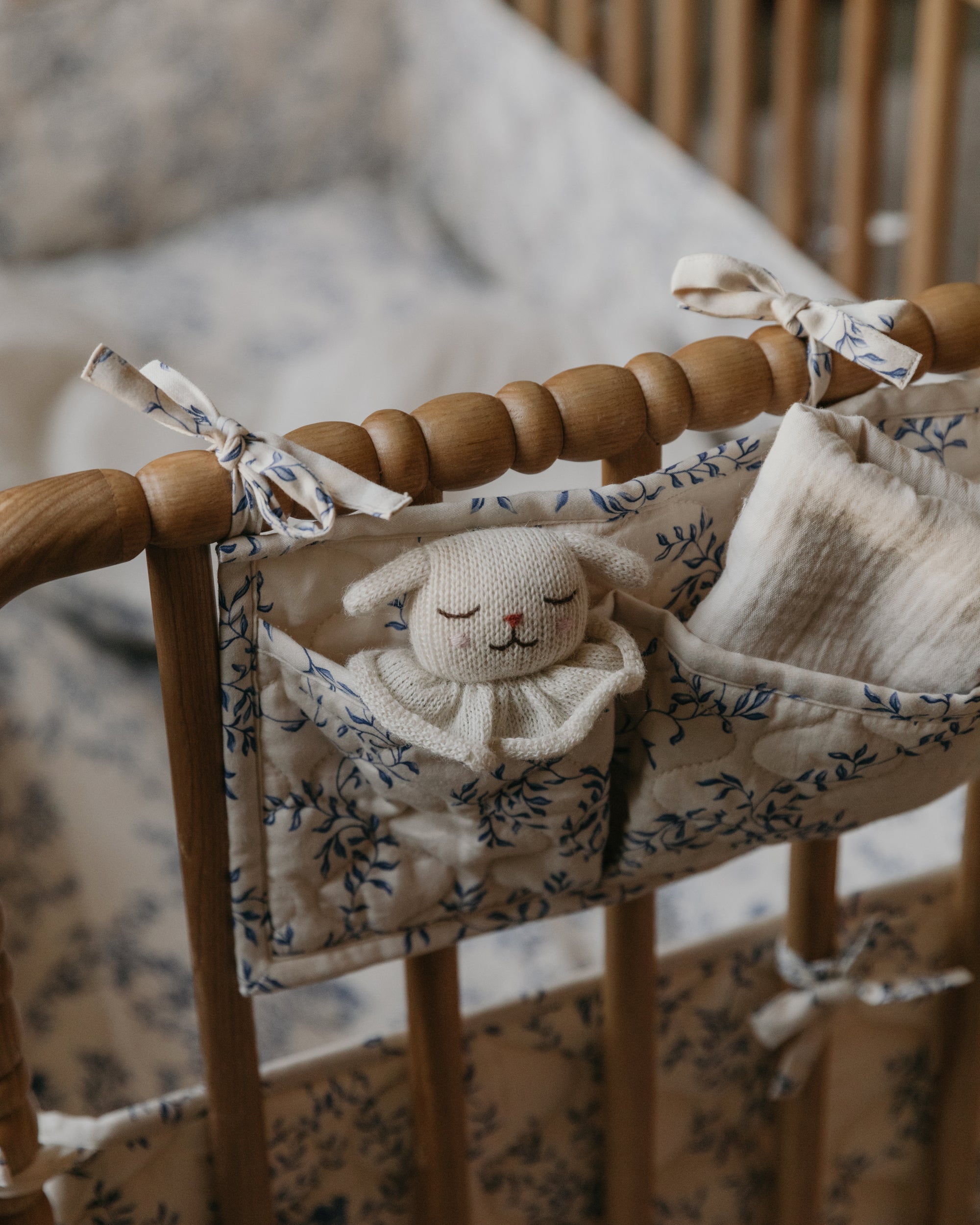 Satin Quilted Bed Pocket