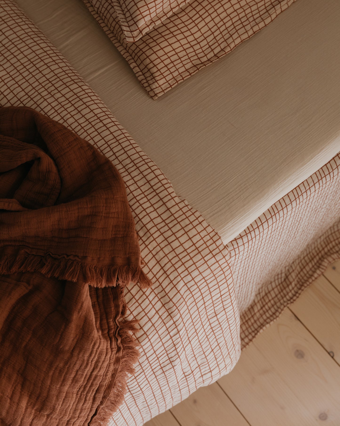 Muslin Bed Skirt