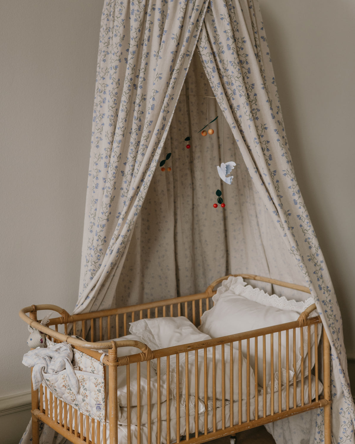 French Lace Bed Set Junior