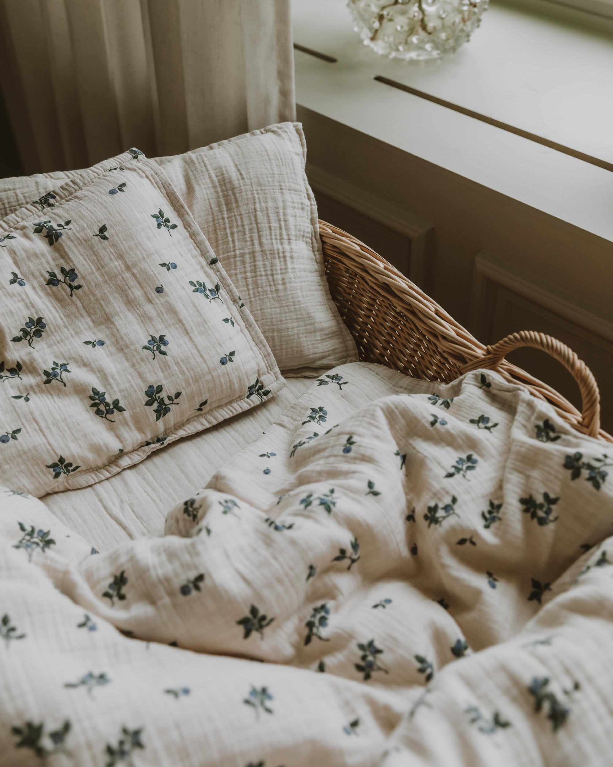  Image of Muslin Bed Set Junior