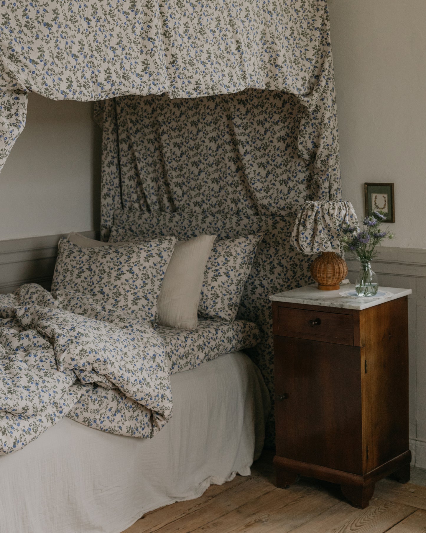 Muslin Fitted Sheet Single