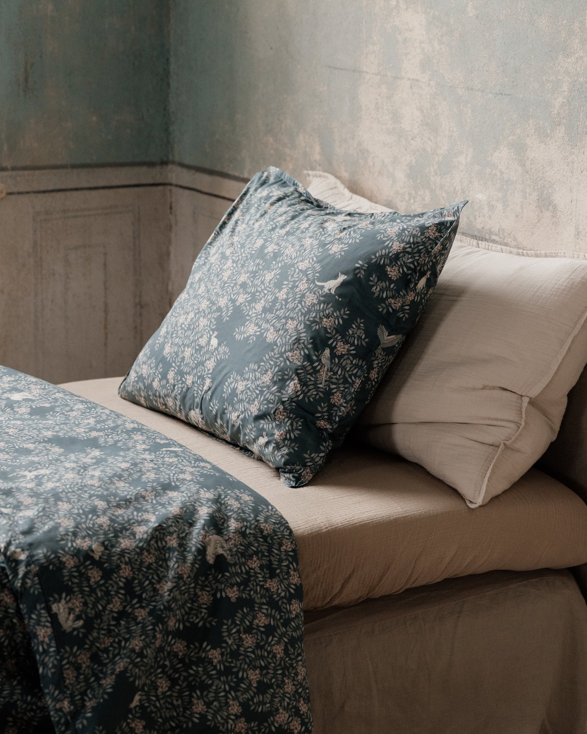  Image of Muslin Fitted Sheet Single