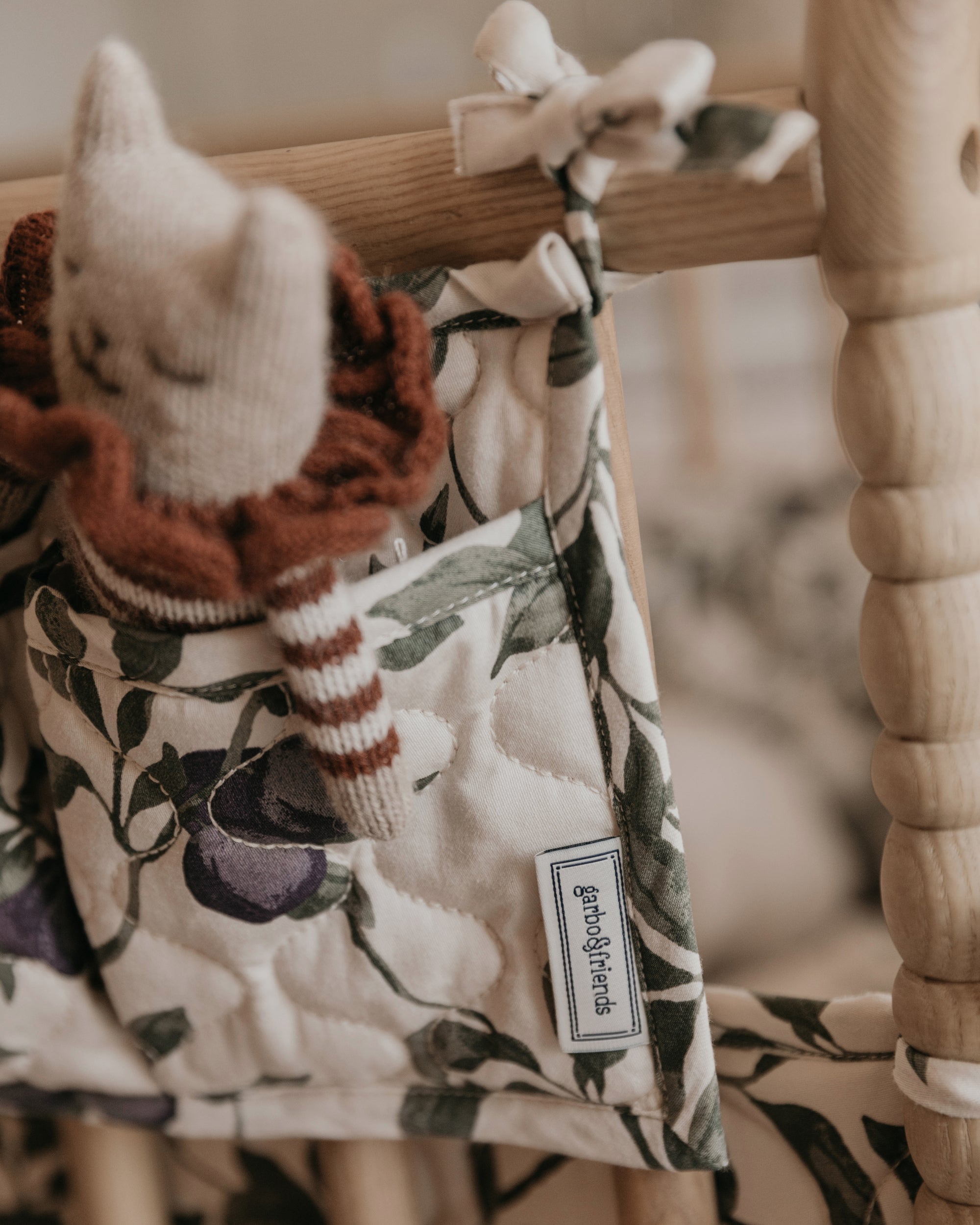 Satin Quilted Bed Pocket