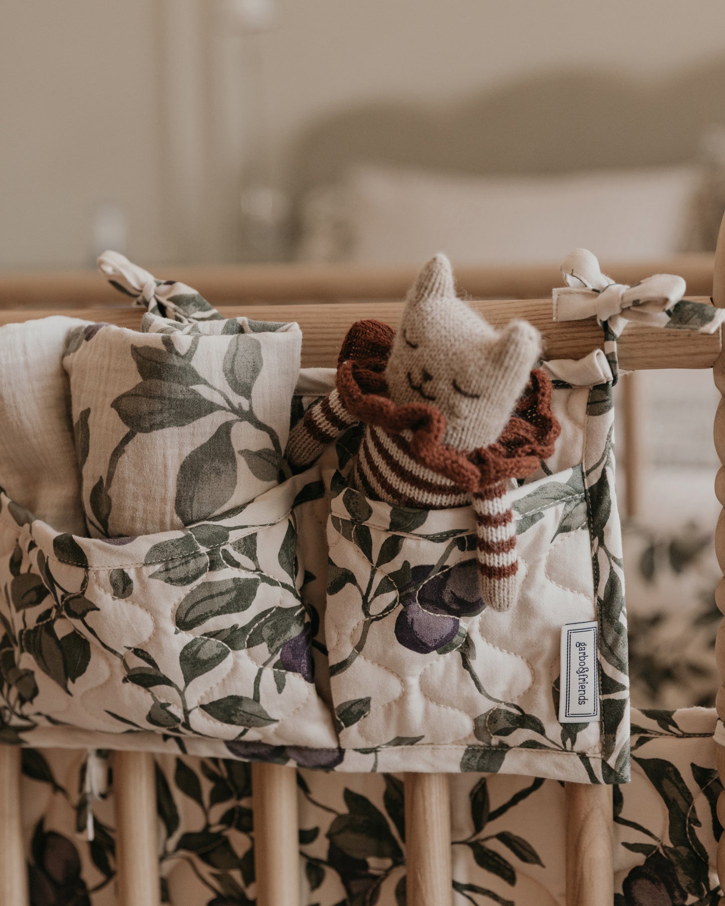 Satin Quilted Bed Pocket