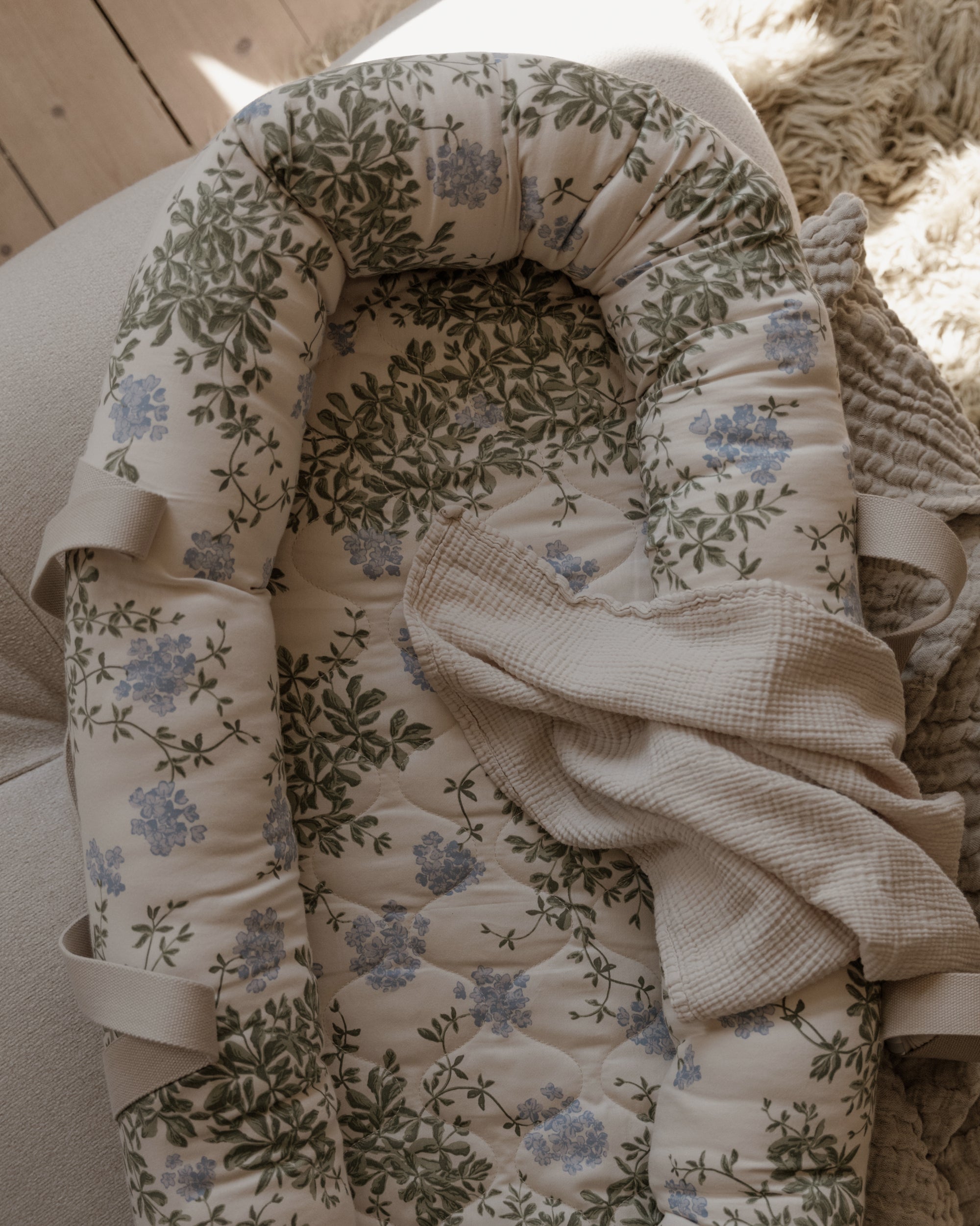 Baby Nest