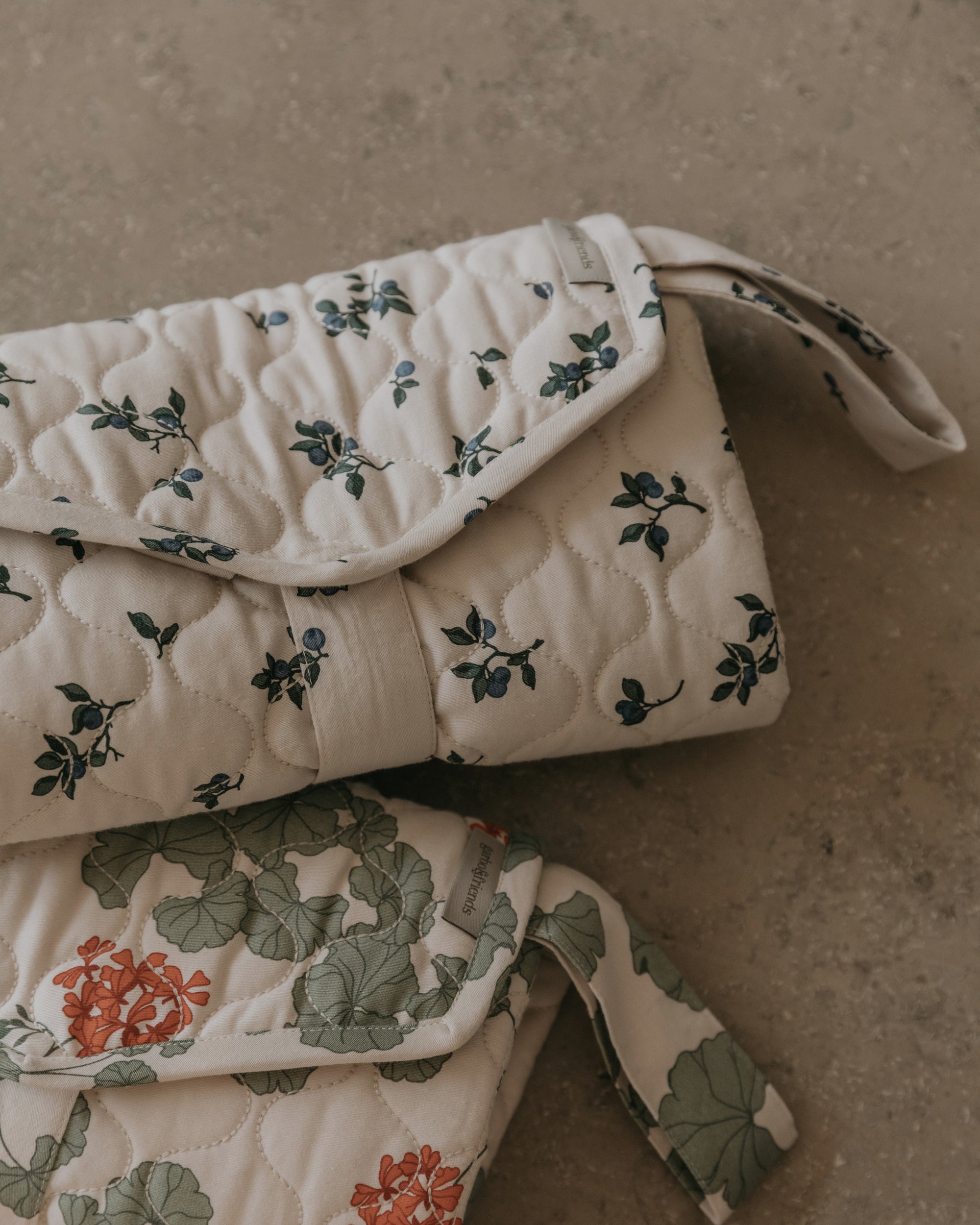 Satin Quiltad Change To Go