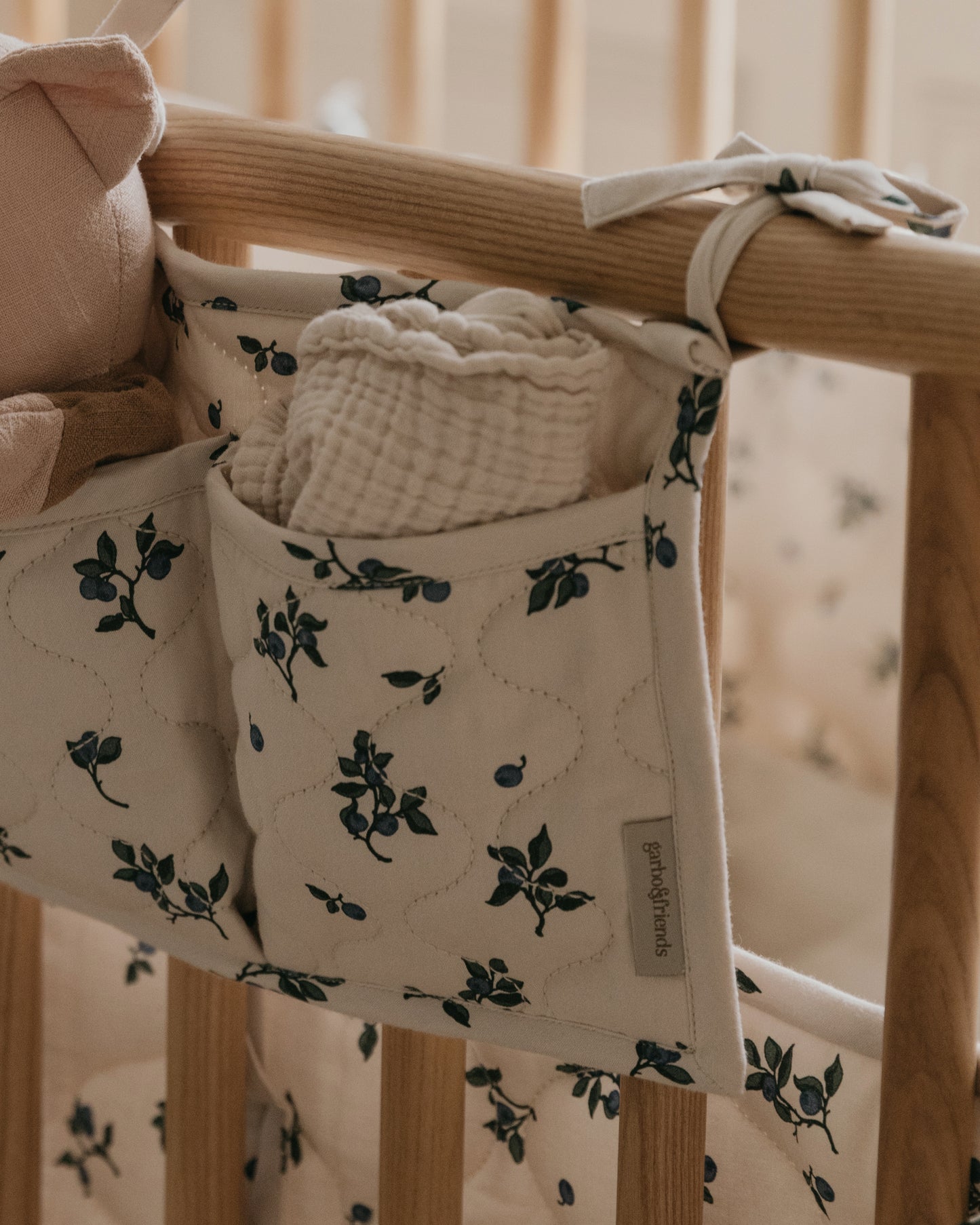 Satin Quilted Bed Pocket