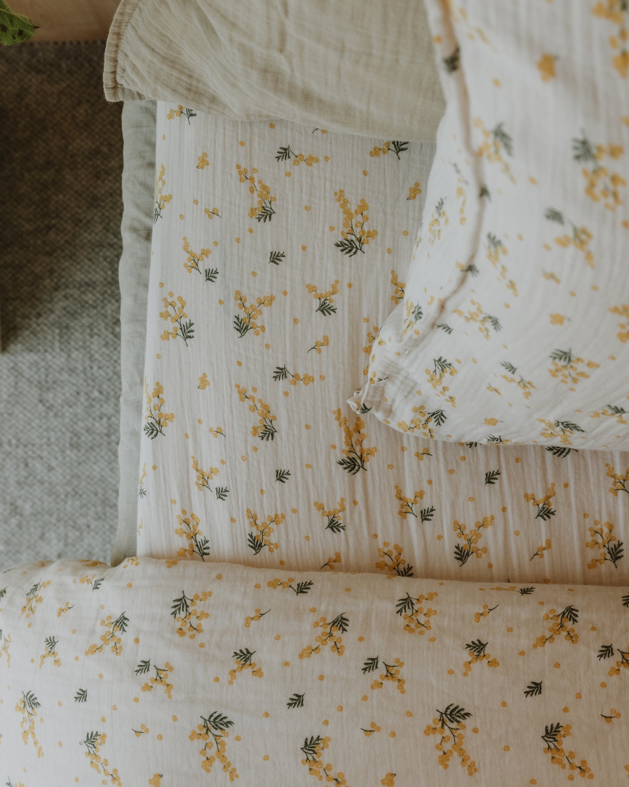  Image of Muslin Fitted Sheet Double