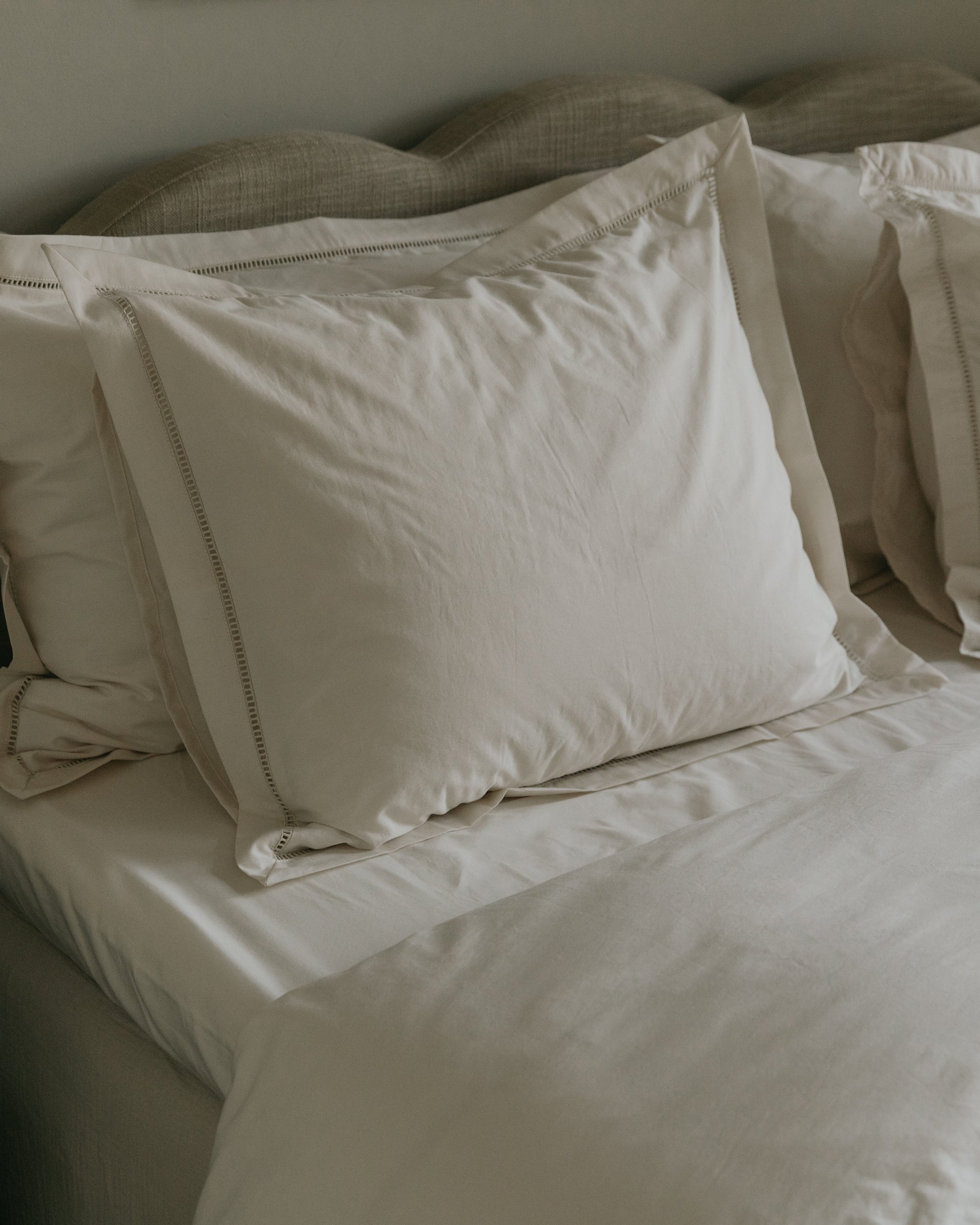 Ladder Lace Fitted Sheet Single