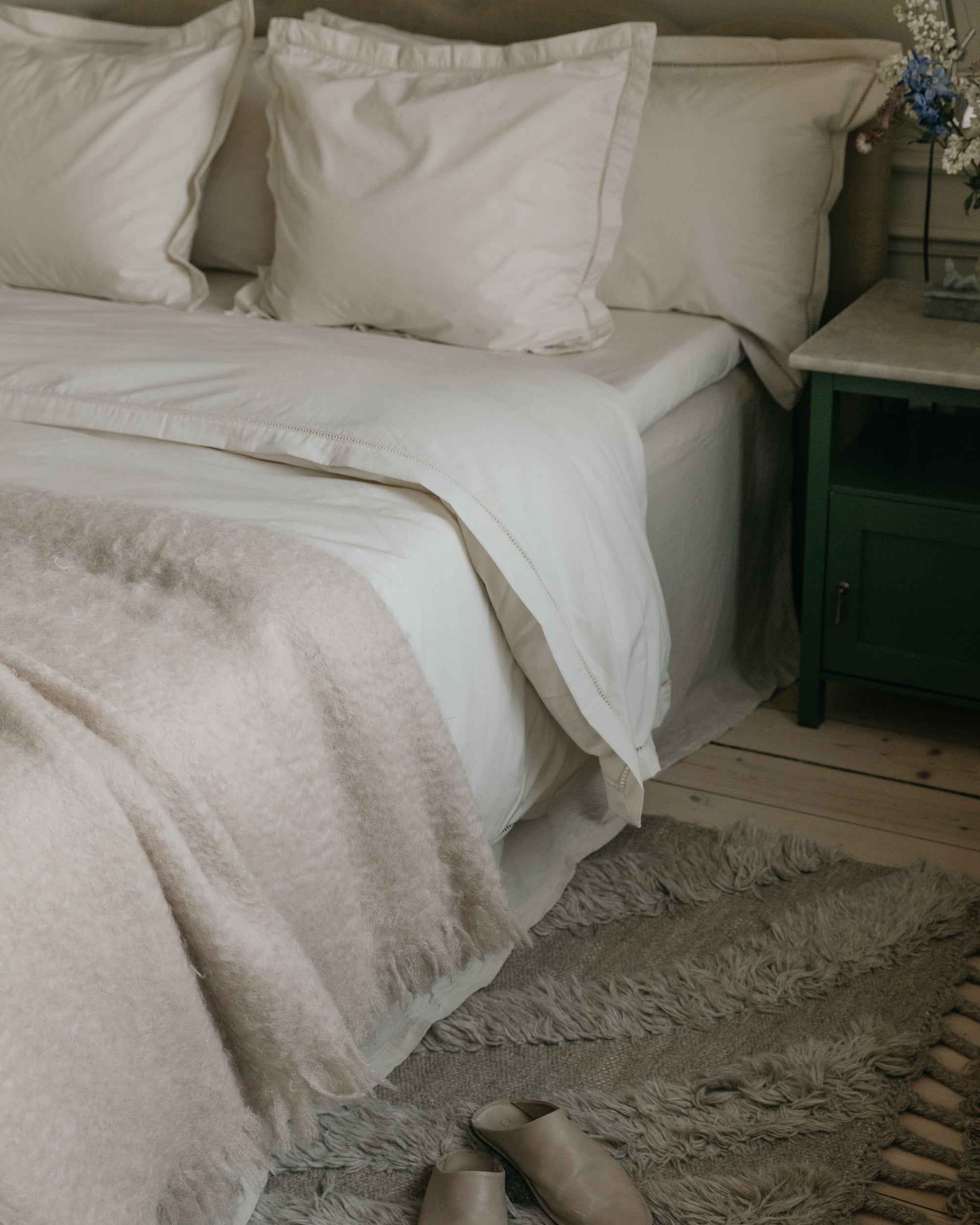 Ladder Lace Fitted Sheet Double