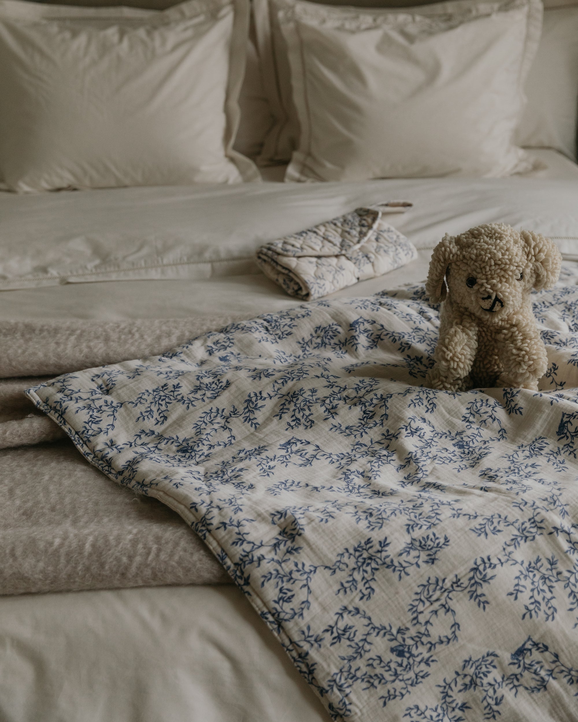  Image of Muslin Filled Blanket