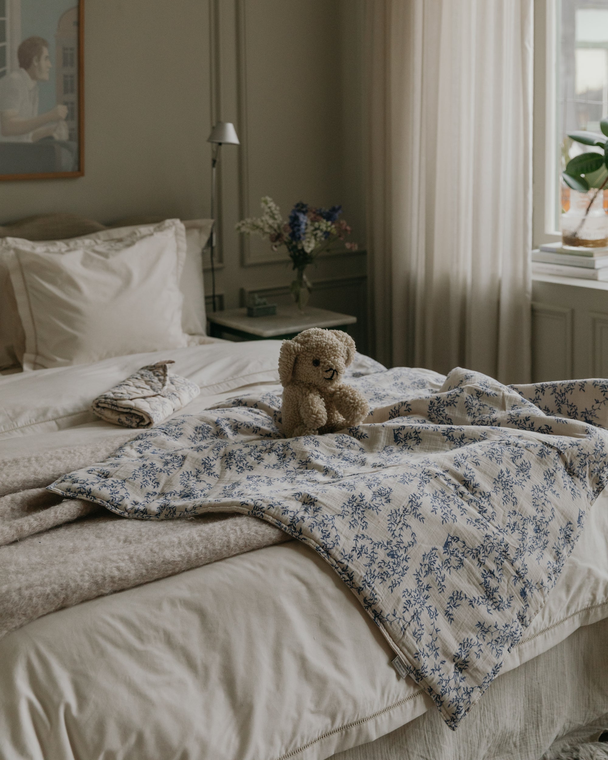  Image of Muslin Filled Blanket