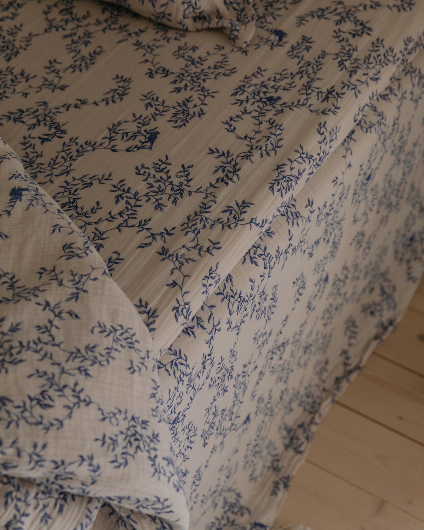 Muslin Bed Skirt