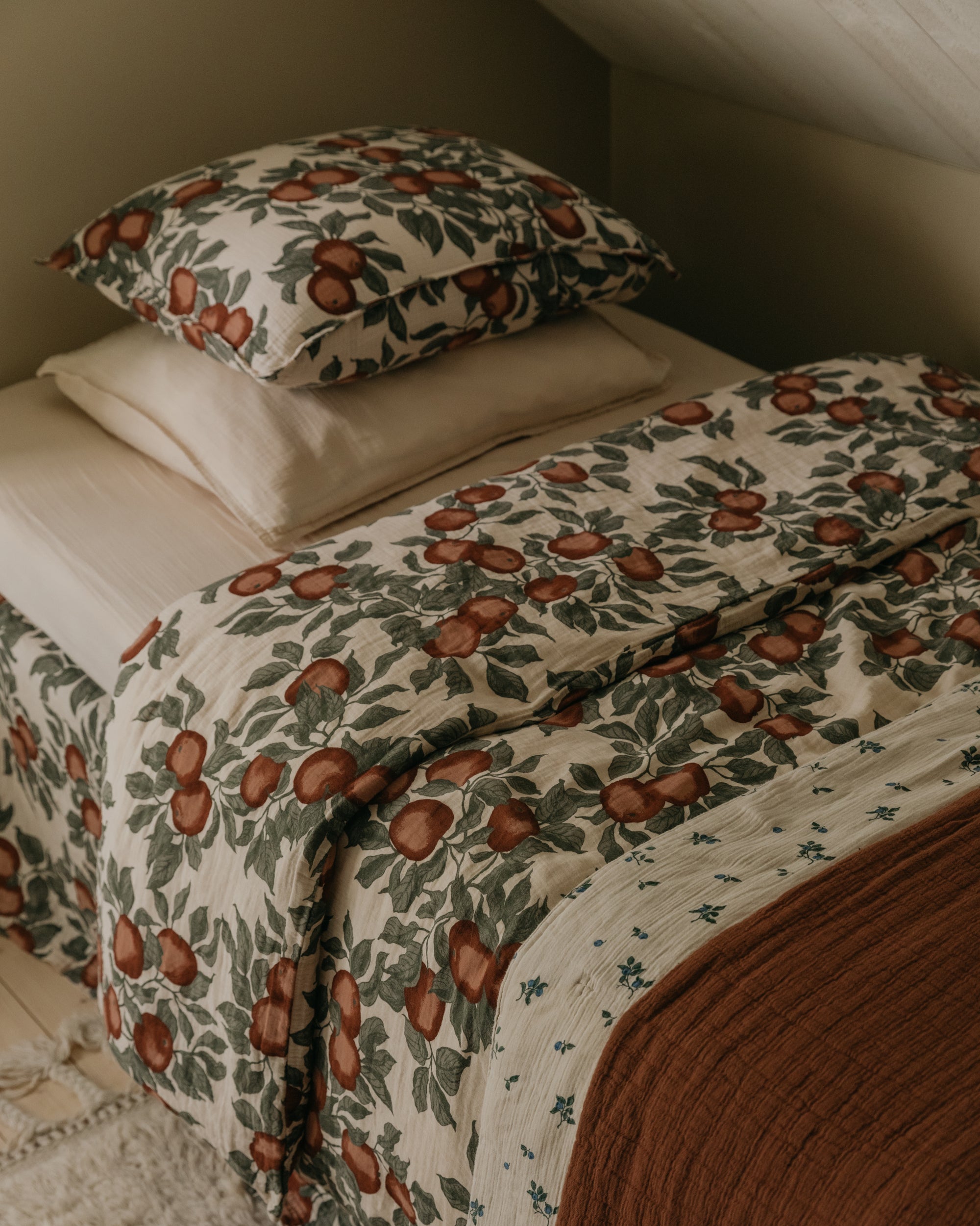  Image of Muslin Fitted Sheet Single