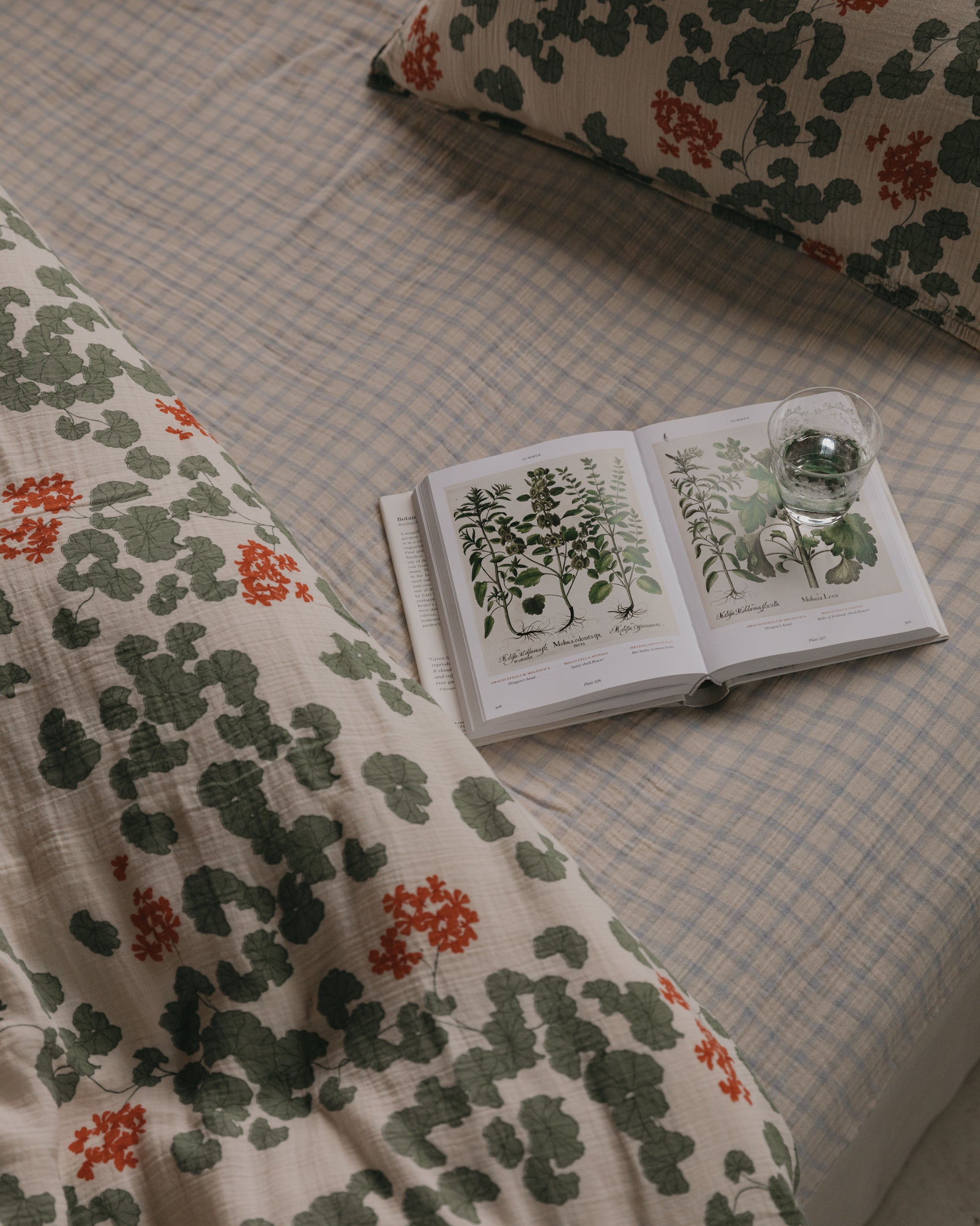  Image of Muslin Fitted Sheet Junior