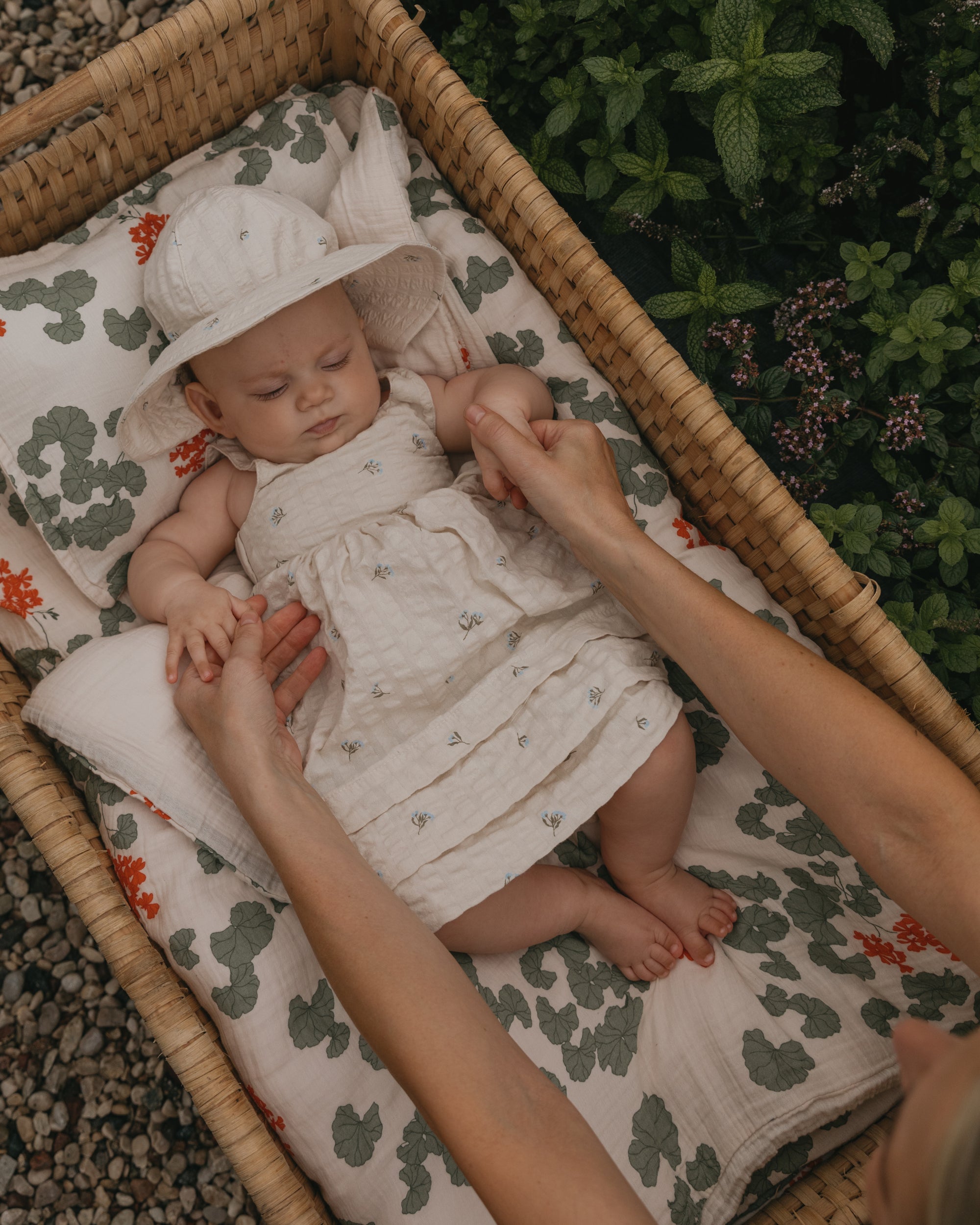  Image of Muslin Bed Set Junior