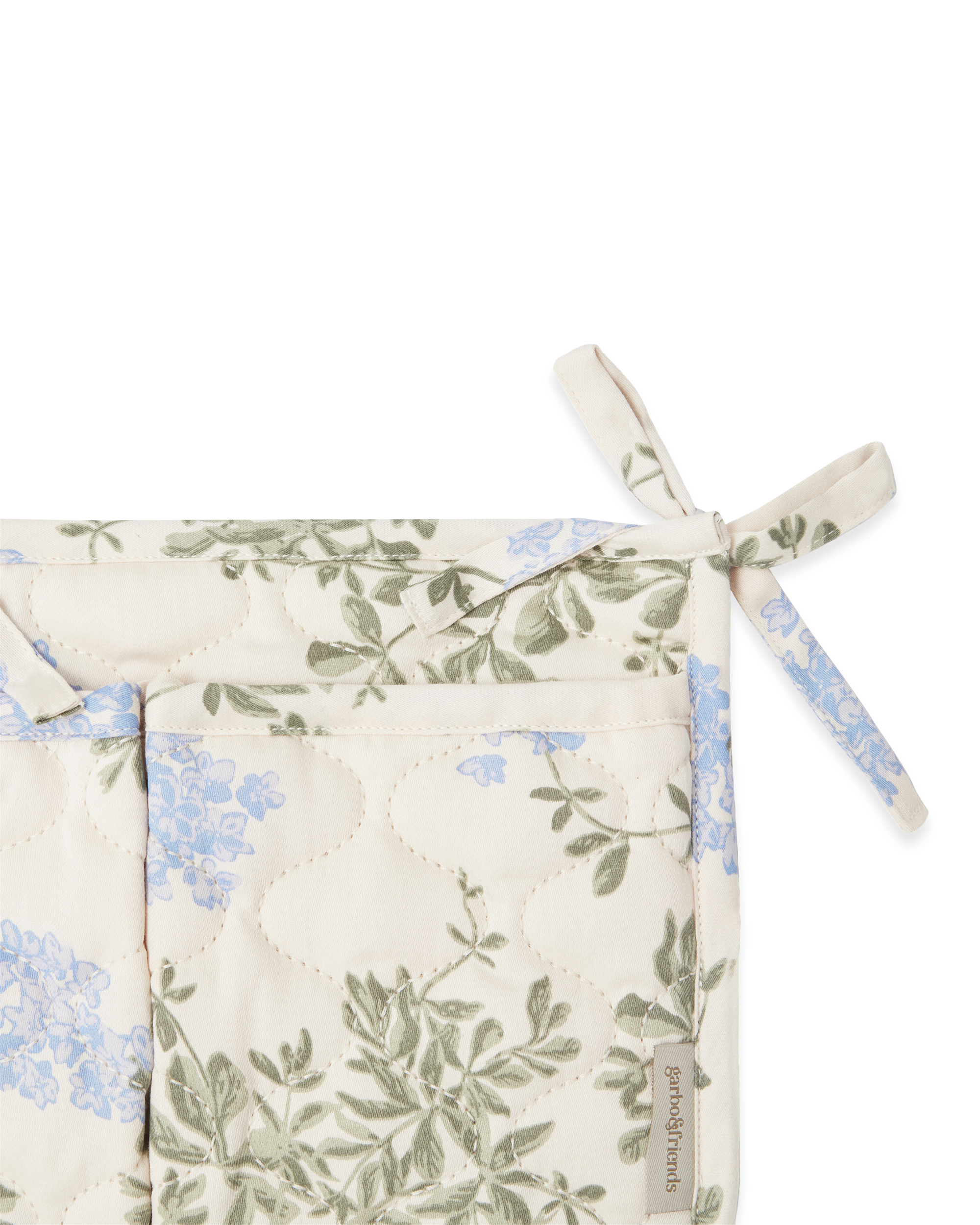  Image of Satin Quilted Bed Pocket