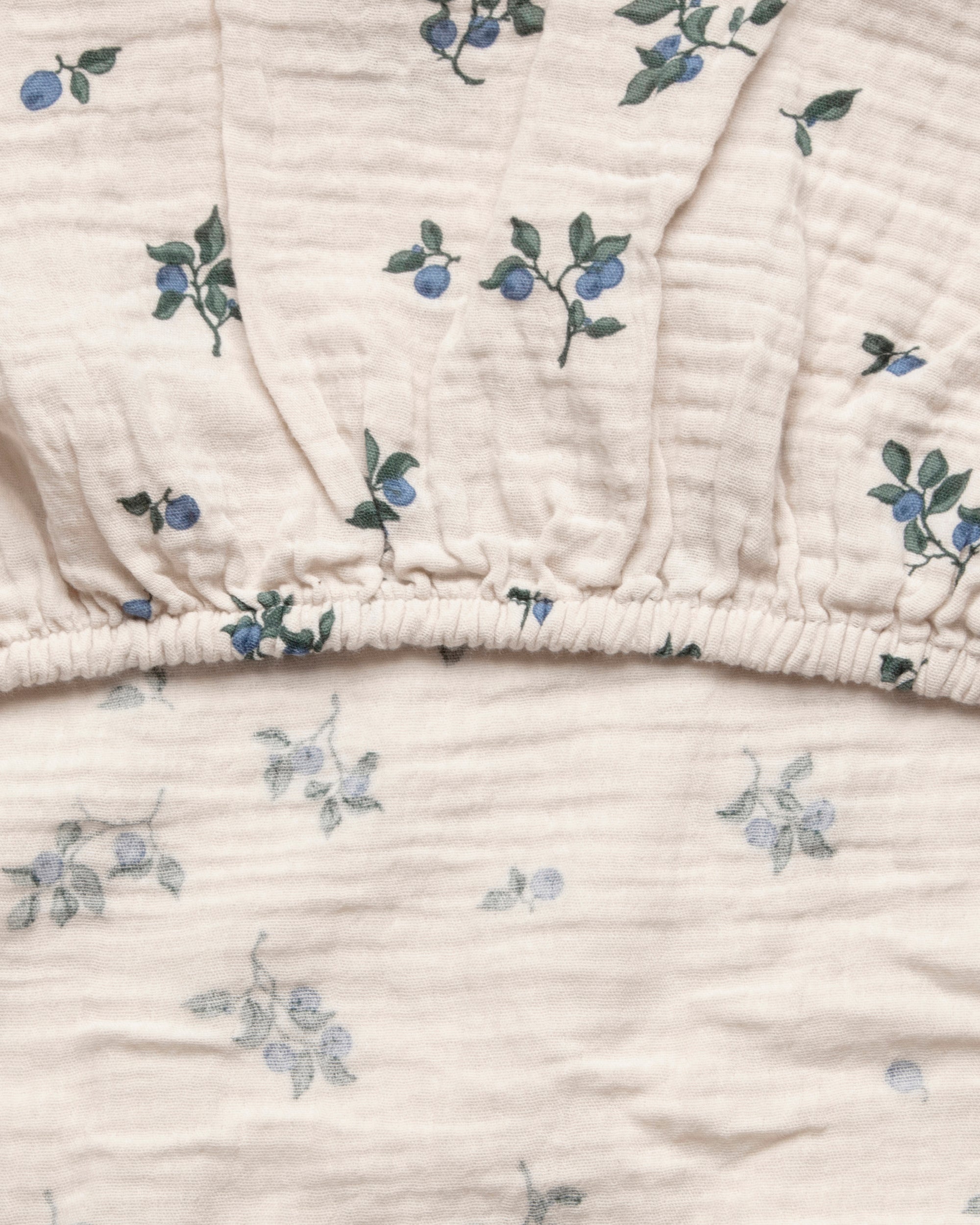  Image of Muslin Fitted Sheet Junior