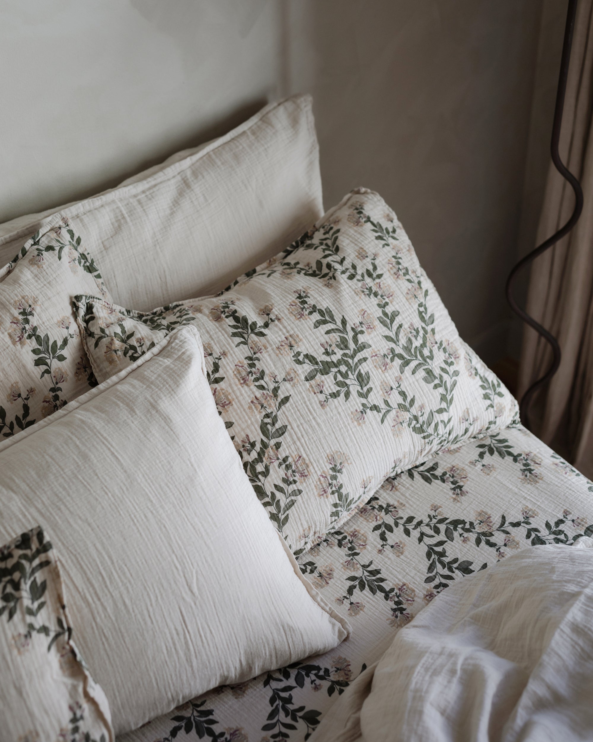  Image of Muslin Fitted Sheet Single