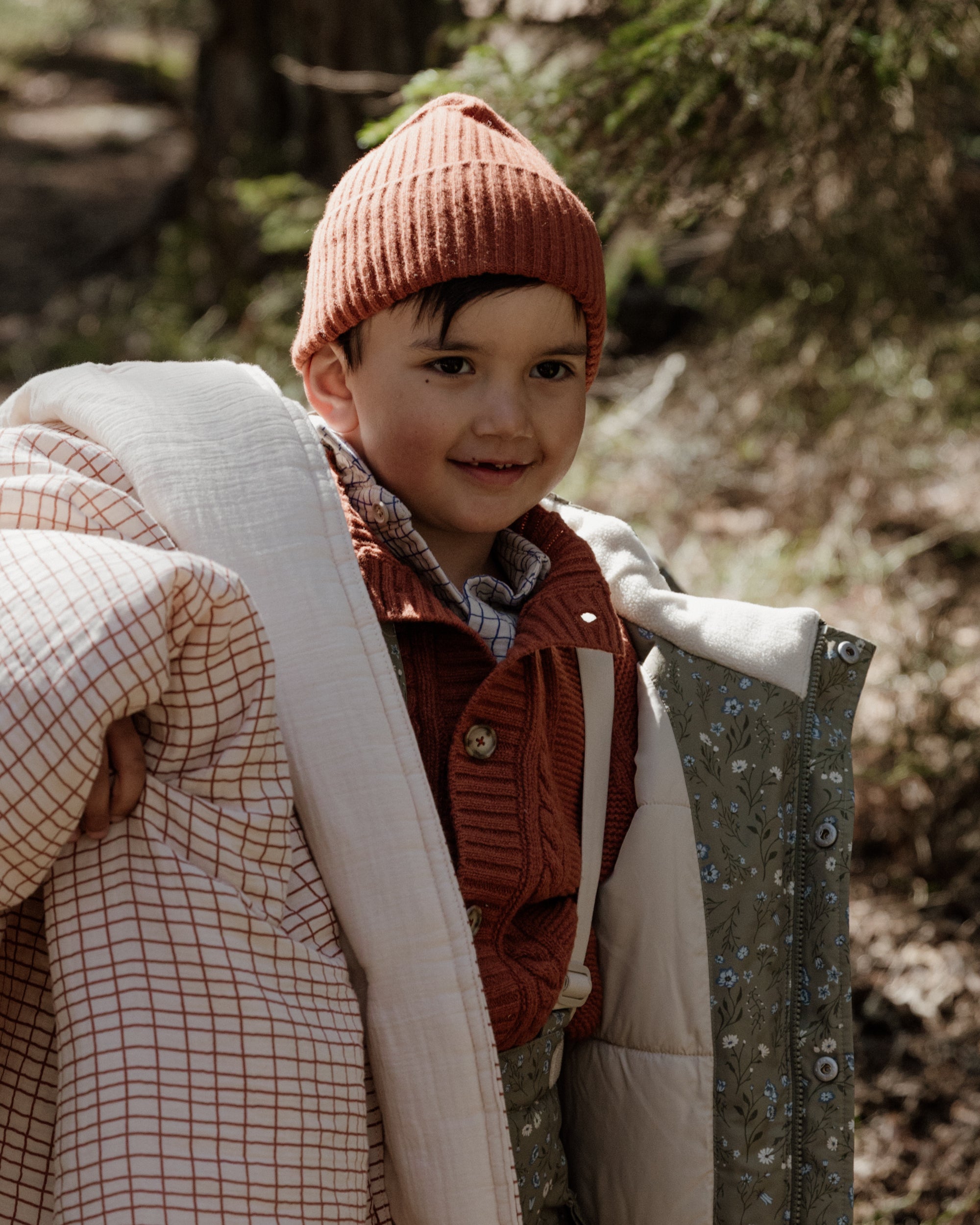  Image of Knitted Beanie