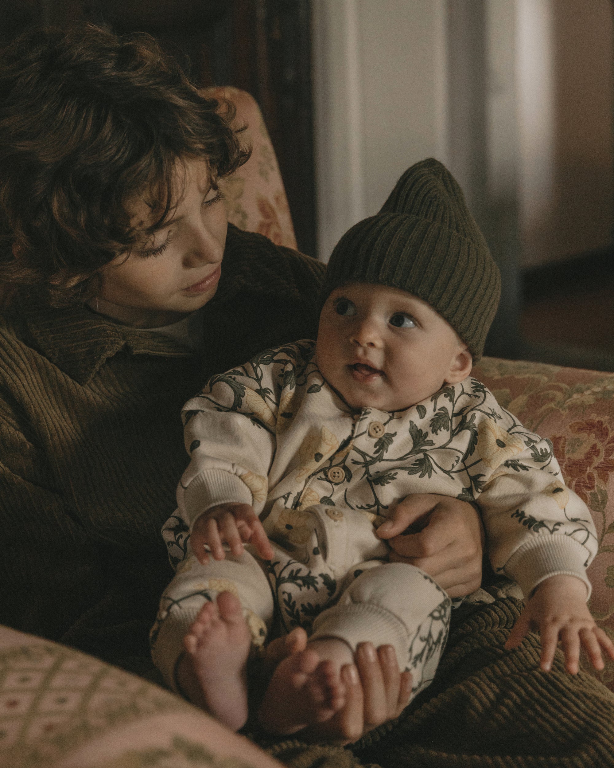  Image of Knitted Beanie
