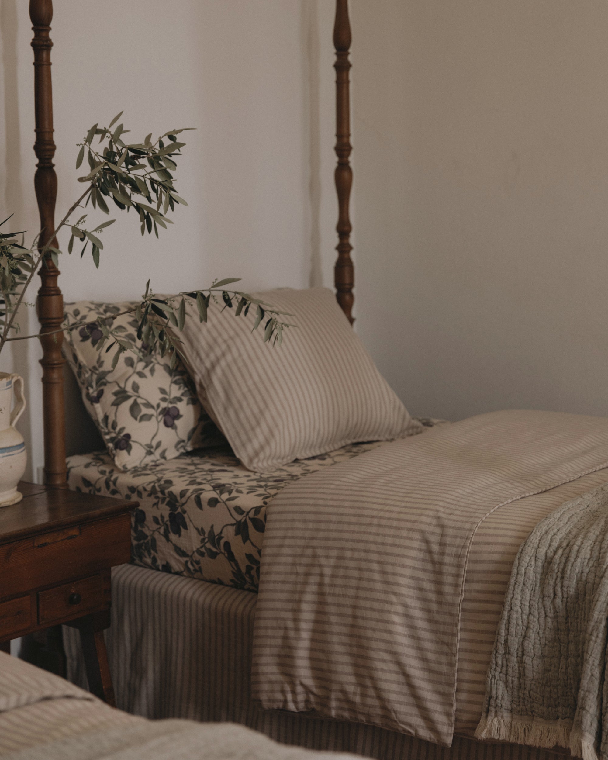  Image of Muslin Fitted Sheet Single