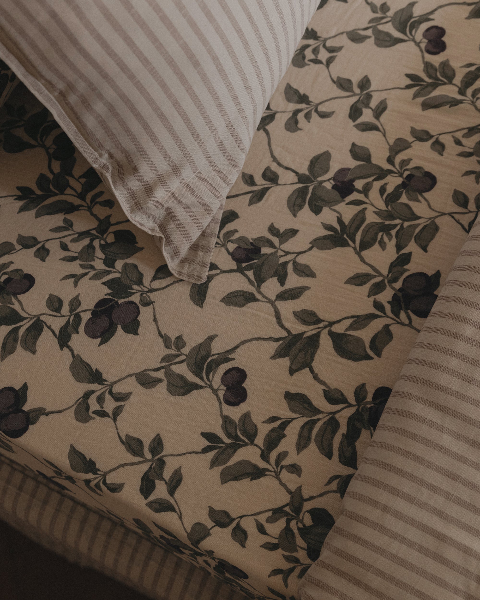  Image of Muslin Fitted Sheet Double