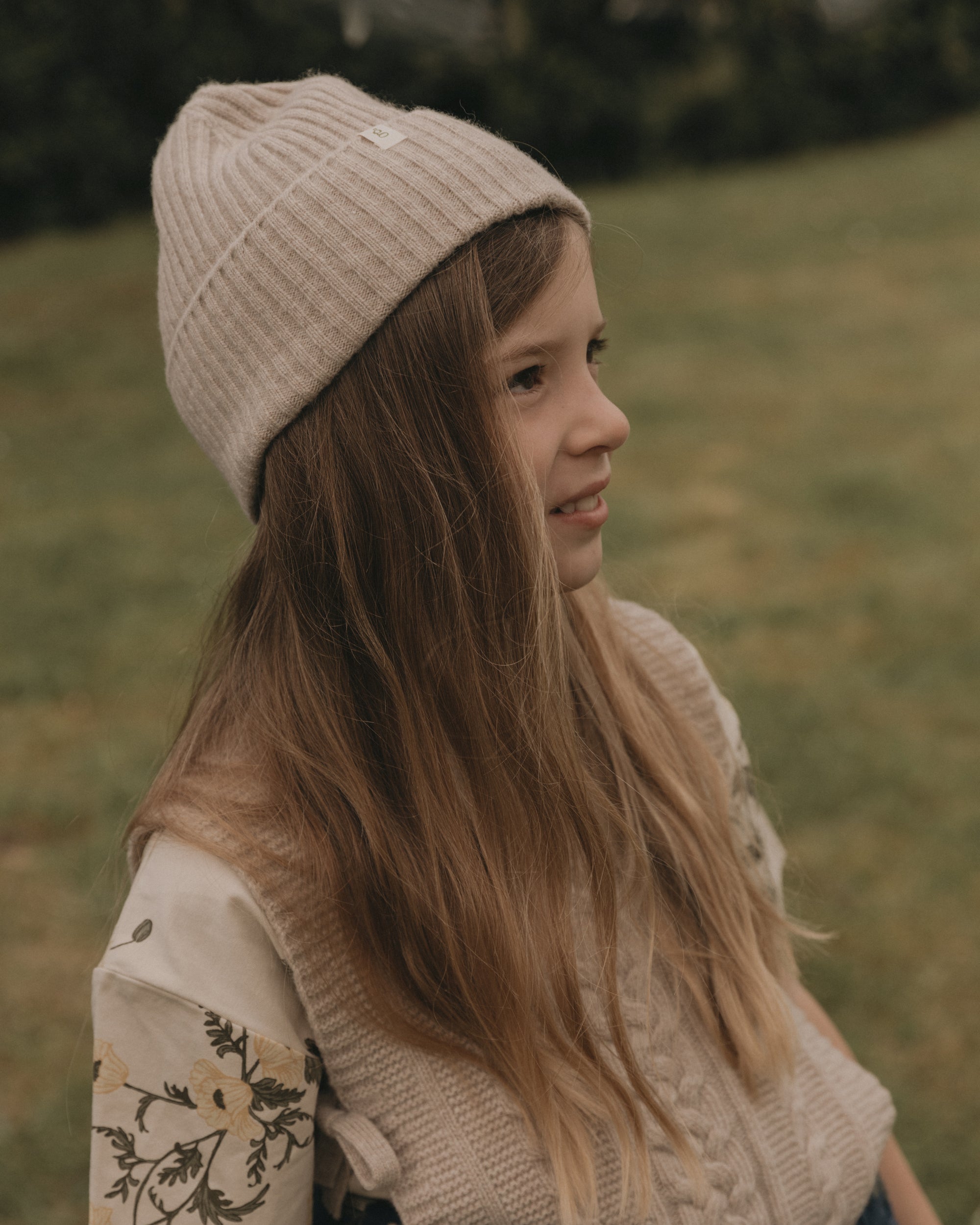  Image of Knitted Beanie