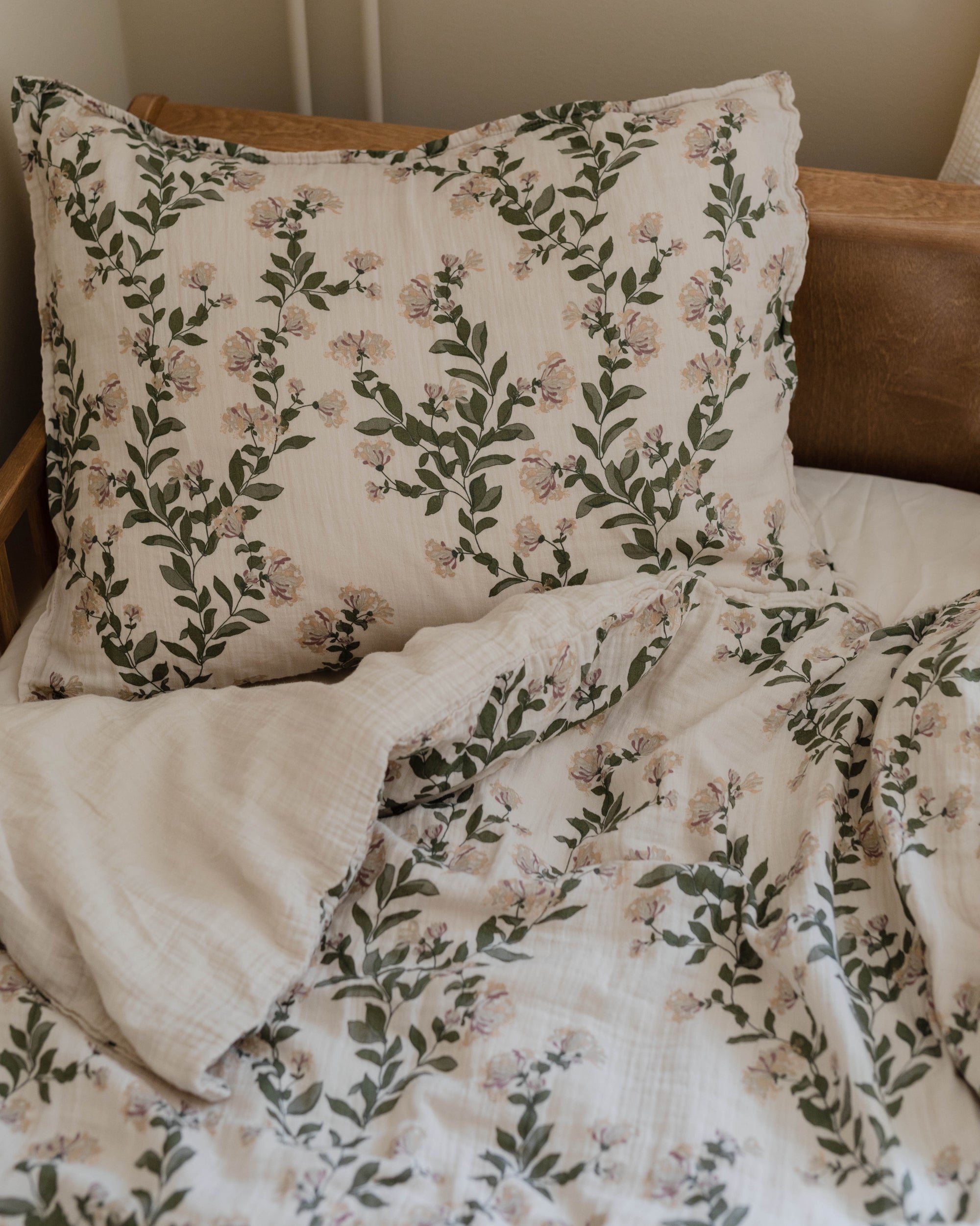  Image of Muslin Bed Set Junior